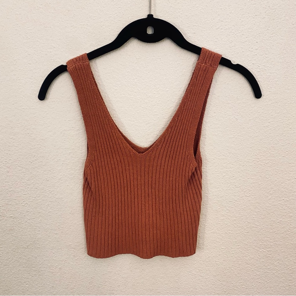 Knit ribbed tank top